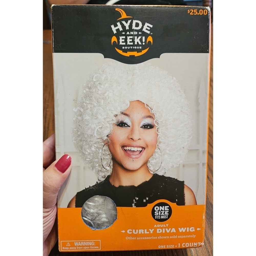 NEW Halloween Curly Diva Wig